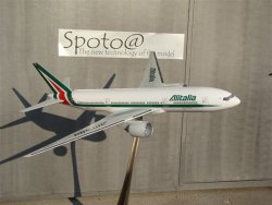 modello boing Alitalia